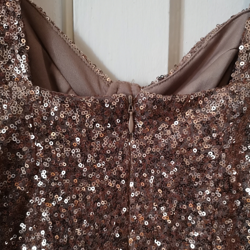 Sequined mini dress - Picture 2 of 4